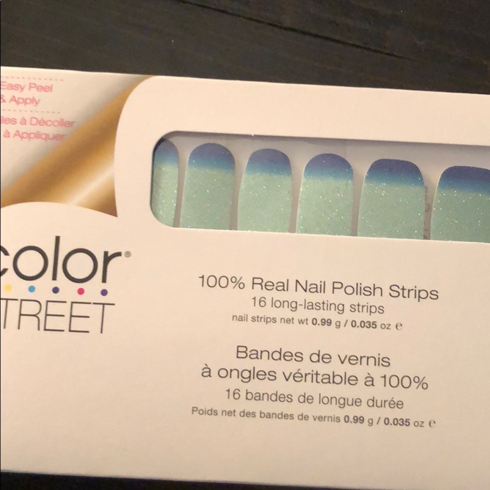 Color street nail stripes